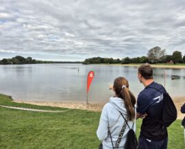 Wo gehts lang? Triathlonchef Florian wird aufgeklärt.....